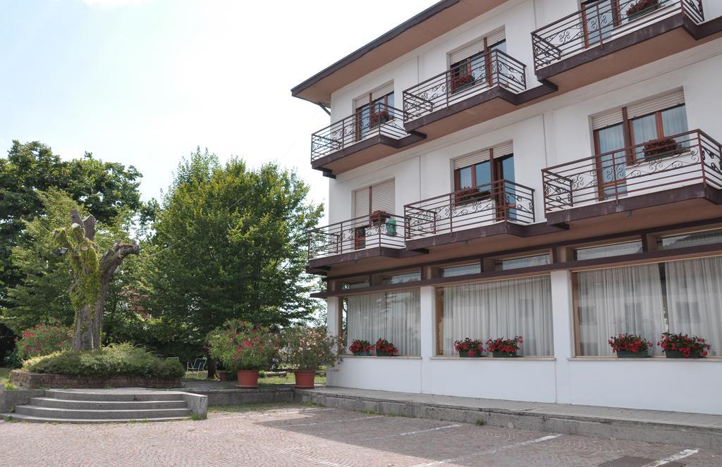 Albergo Ristorante Cima I Pra' Ponte nellʼAlpi Kültér fotó
